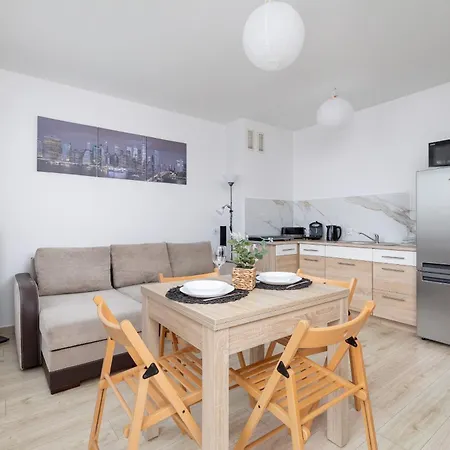 Jasny Klimatyzowany Apartament Z Parkingiem W Wieliczce By Renters Apartman Wieliczka