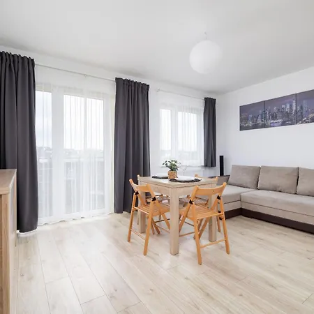 Jasny Klimatyzowany Apartament Z Parkingiem W Wieliczce By Renters Apartman Wieliczka